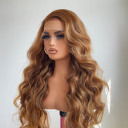 Wig Alora (Honey Blonde)