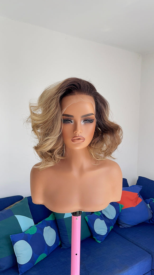 Paris Bob (Blonde)