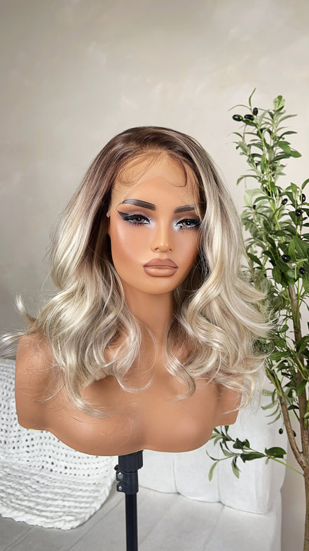 Wig Donna - Platinum Blonde
