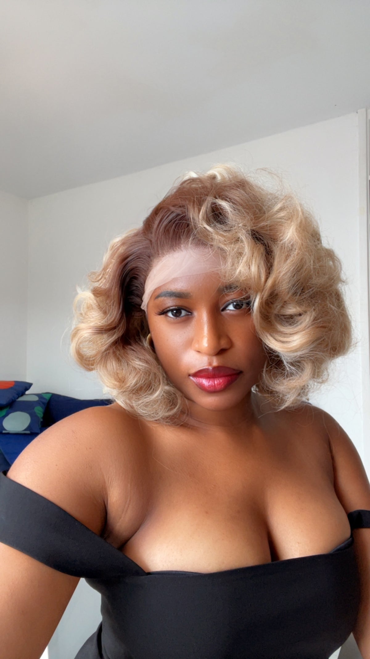 Monroe (Blonde)