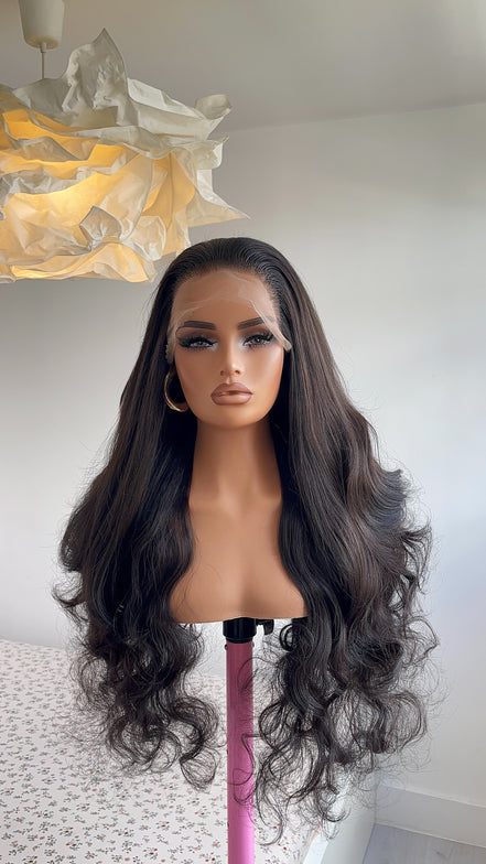 Heiress (Natural Black)
